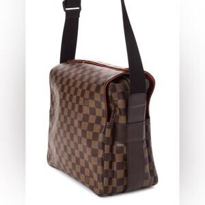 LOUIS VUITTON Naviglio Damier Messenger Crossbody